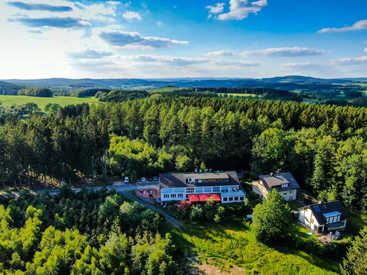 Hotel Landhaus Berghof Wenden  Esterno foto