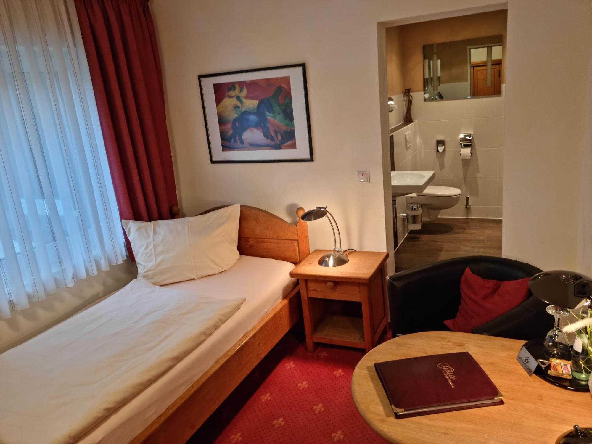 Hotel Landhaus Berghof Wenden  Esterno foto